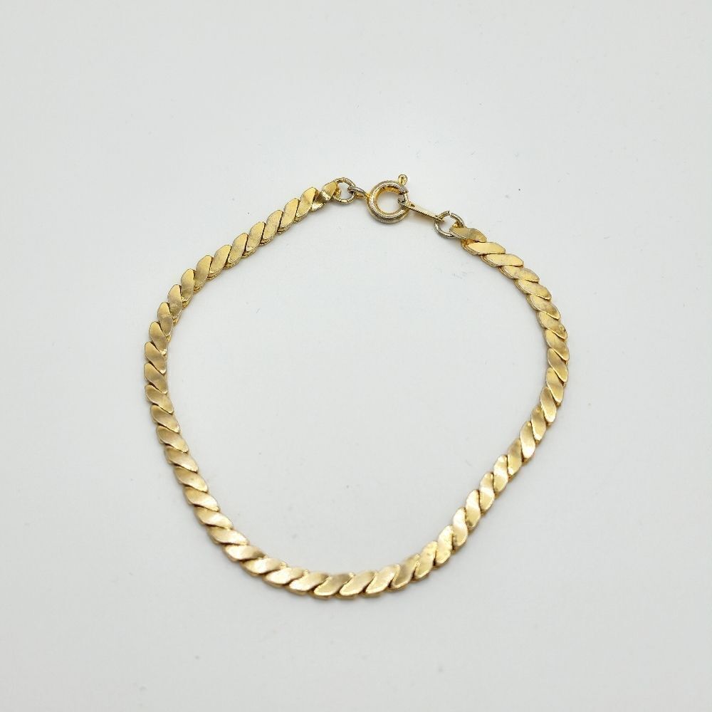 Vintage gold flat chain bracelet